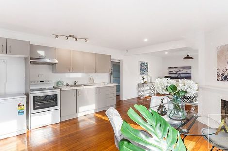 Photo of property in 21 Croydon Road, New Lynn, Auckland, 0600