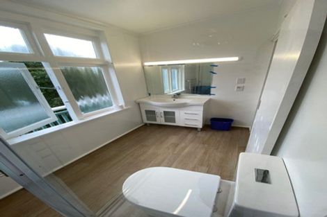Photo of property in Carillion/the Knoll, 33 Thompson Street, Mount Cook, Wellington, 6011