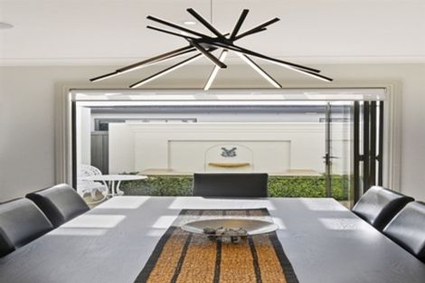 Photo of property in 3 Corsica Way, Karaka, Papakura, 2113