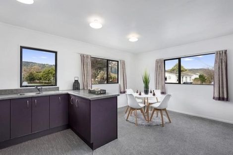 Photo of property in 126 Hewer Crescent, Naenae, Lower Hutt, 5011