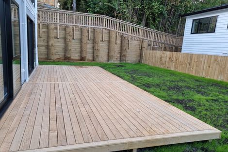 Photo of property in 8b South Lynn Road, Titirangi, Auckland, 0604