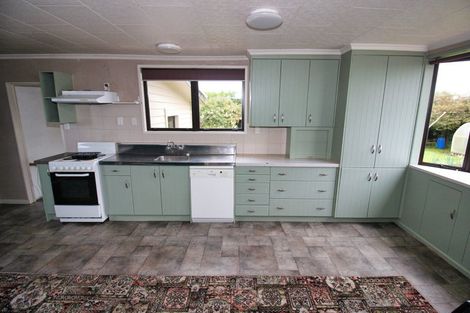 Photo of property in 26 Tokanui-haldane Road, Tokanui, 9884