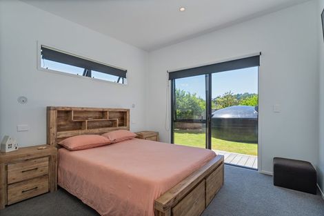 Photo of property in 31 Longreach Drive, Cooks Beach, Whitianga, 3591