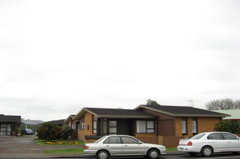 Photo of property in 1/501 Eastbourne Street East, Hastings, 4122