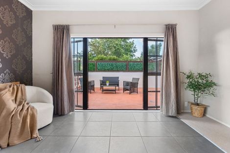 Photo of property in 1/269 Titirangi Road, Titirangi, Auckland, 0604