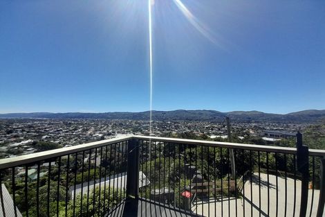 Photo of property in 32 Woodvale Grove, Fairfield, Lower Hutt, 5011