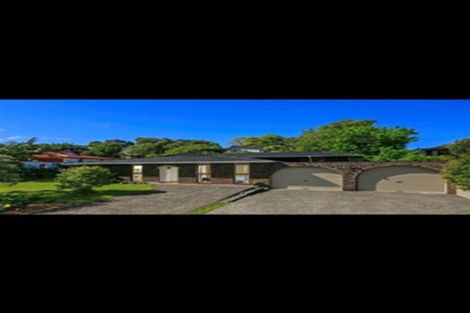 Photo of property in 13 King Richard Place, Browns Bay, Auckland, 0630