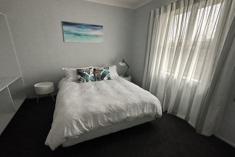 Photo of property in 27 Tukapa Street, Westown, New Plymouth, 4310
