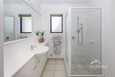 Photo of property in 2 Limes Avenue, Parklands, Christchurch, 8083