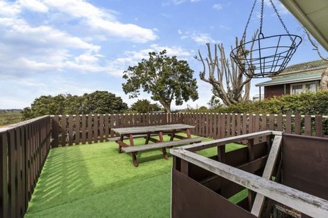 Photo of property in 27 Prangley Avenue, Mangere, Auckland, 2022