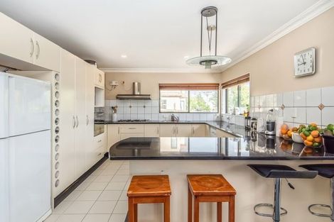 Photo of property in 49 College Road, Northcote, Auckland, 0627