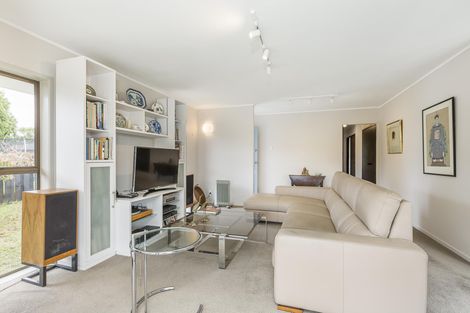 Photo of property in 2/7 Stafson Lane, Te Atatu Peninsula, Auckland, 0610