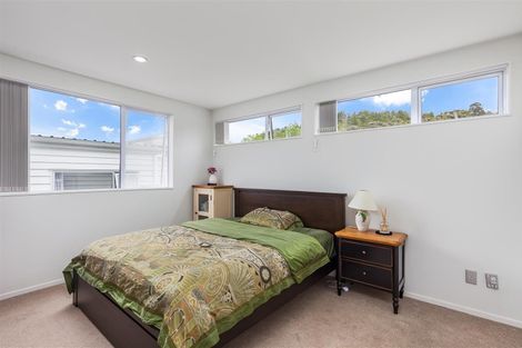 Photo of property in 92 Kaipatiki Road, Glenfield, Auckland, 0629