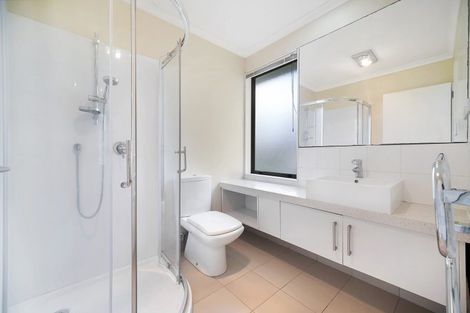 Photo of property in 71 Bruce Pulman Drive, Takanini, 2112