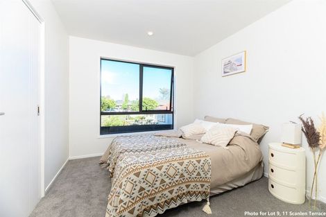 Photo of property in 10/11 Scanlen Terrace, Kelston, Auckland, 0602