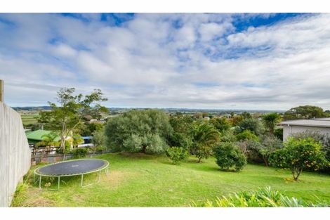 Photo of property in 69 Garfield Road, Helensville, 0800