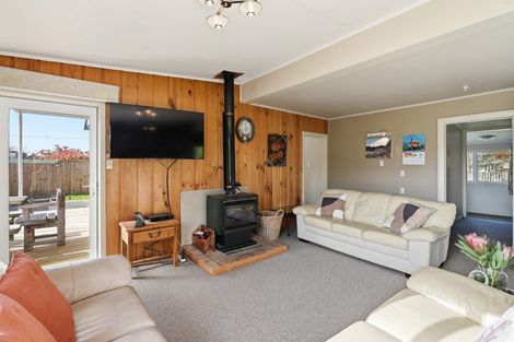 Photo of property in 2/11 Parekarangaranga Street, Motuoapa, 3382