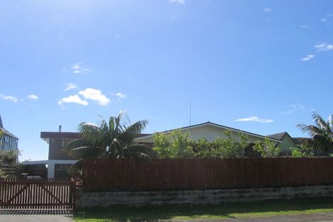 Photo of property in 12 Mayor View Terrace, Waihi Beach, 3611