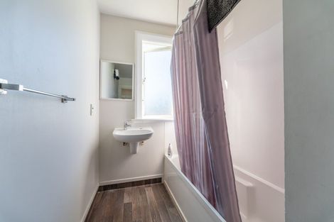 Photo of property in 10 Cameron Street, Seaview, Timaru, 7910