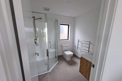 Photo of property in 15 Otaimako Place, Mangere, Auckland, 2022