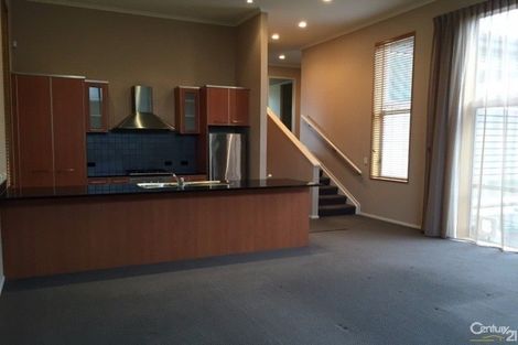 Photo of property in 98 Cyril French Drive, Flat Bush, Auckland, 2016