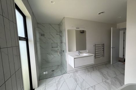 Photo of property in 5 Mcdonald Street, Wanaka, 9305