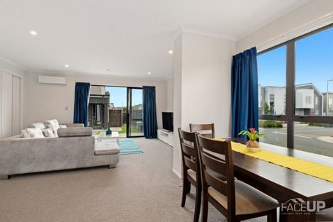 Photo of property in 14 Rangihina Road, Hobsonville, Auckland, 0616