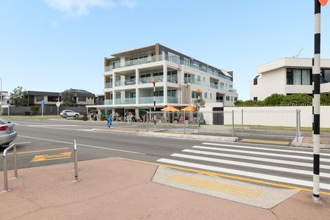Photo of property in 154 Marine Parade, Mount Maunganui, 3116
