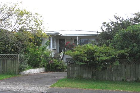 Photo of property in 50 Vera Road, Te Atatu South, Auckland, 0610
