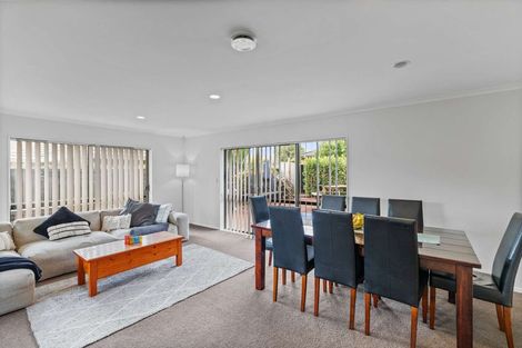 Photo of property in 11 O'sullivan Place, Waiuku, 2123