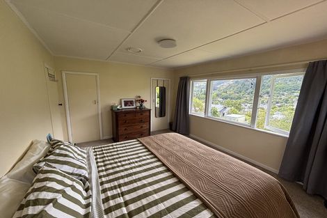 Photo of property in 102 Mount Street, Nelson South, Nelson, 7010