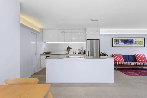 Photo of property in 64 Hewitts Road, Merivale, Christchurch, 8014