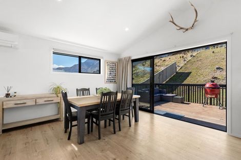 Photo of property in 31 Muster Road, Jacks Point, 9371