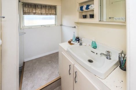 Photo of property in 6 Seafront Road, Castlecliff, Whanganui, 4501