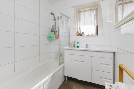 Photo of property in 1/65 Cambridge Terrace, Papatoetoe, Auckland, 2025