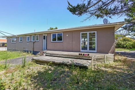 Photo of property in 30 President Avenue, Papakura, 2110