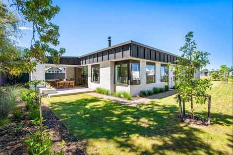 Photo of property in 7 Kewini Grove, Matakana, 0985