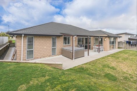 Photo of property in 5 Lithgow Drive, Otamatea, Whanganui, 4500