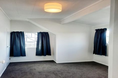 Photo of property in 11f5- John Street, Trentham, Upper Hutt, 5018