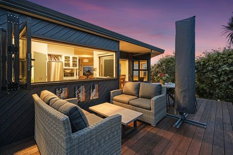 Photo of property in 1 Ruamoana Place, Omokoroa, 3114