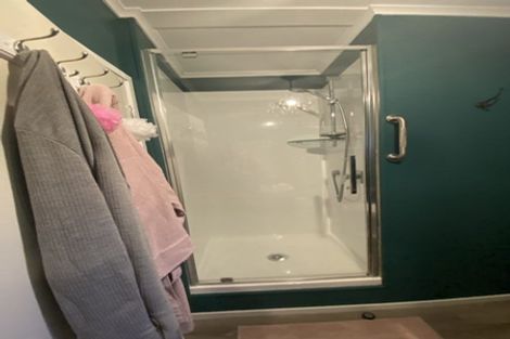 Photo of property in 2a Redwood Drive, Massey, Auckland, 0614