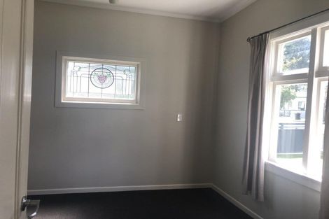 Photo of property in 12 Clifton Street, Windsor, Invercargill, 9810