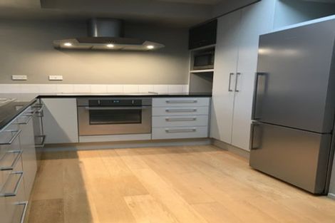 Photo of property in Oxleys Rock Apartments, 503/6 London Quay, Picton, 7220