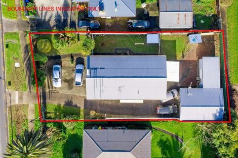 Photo of property in 489 Massey Road, Mangere, Auckland, 2022