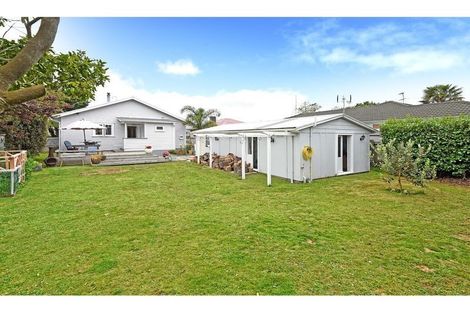 Photo of property in 30 Marne Road, Papakura, 2110