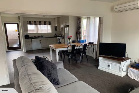 Photo of property in 76 Garreg Road, Bryndwr, Christchurch, 8052