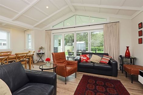 Photo of property in 15 Margaret Avenue, Havelock North, 4130