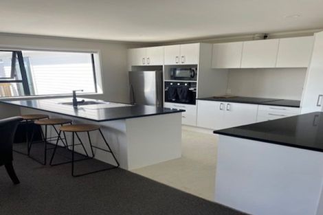 Photo of property in 26 Ranui Avenue, Ranui, Auckland, 0612