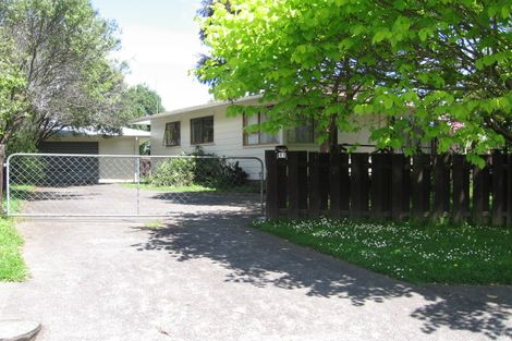 Photo of property in 11 Heathberry Close, Papatoetoe, Auckland, 2025