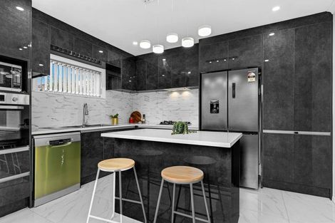 Photo of property in 2/56 Great South Road, Papatoetoe, Auckland, 2025